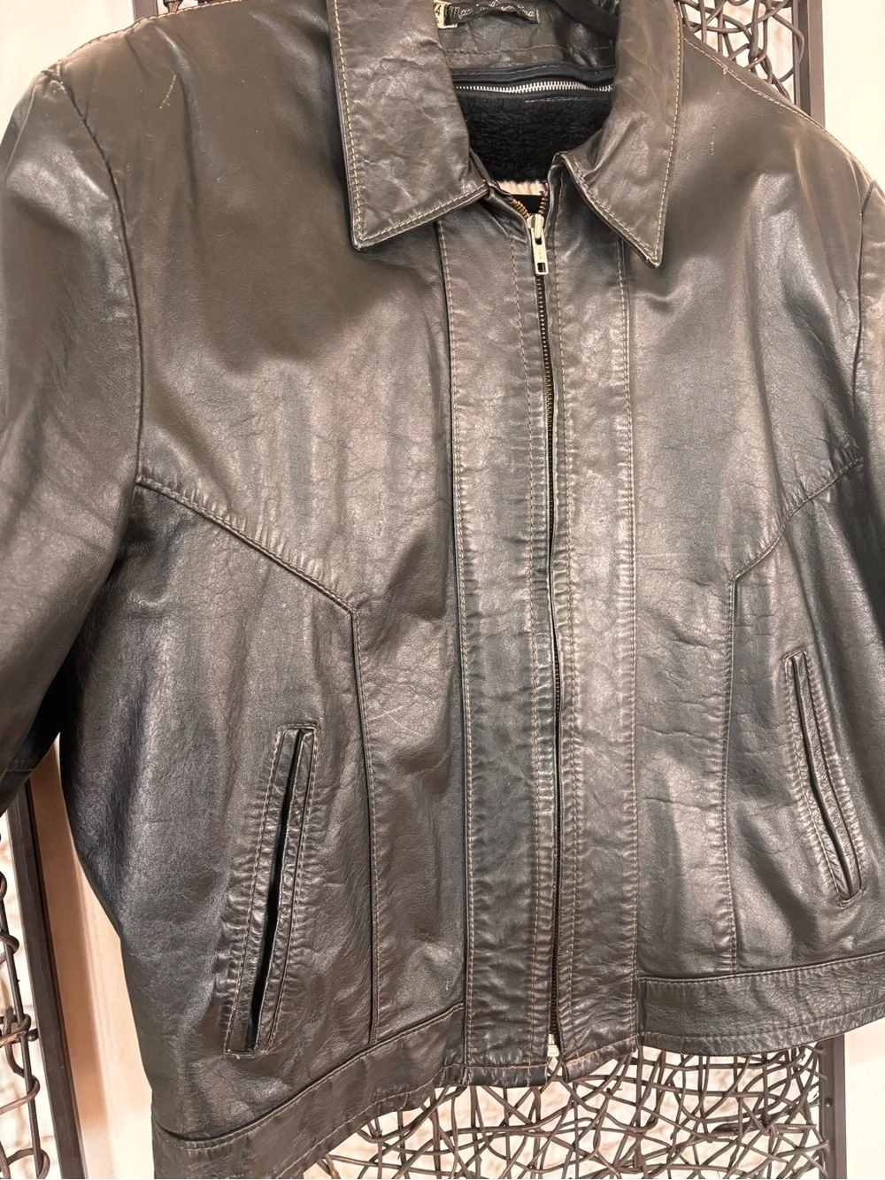 Vintage Sears The Leather Shop Black Leather Jacket Sherpa Lined Sz 44R Zip Moto